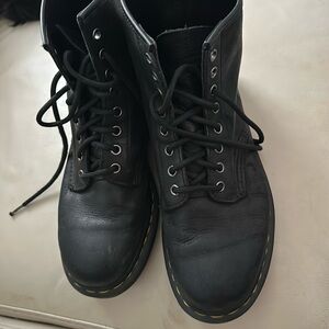 Black Dr. Martens Lace Up
